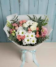 Букет цветов из:  Розы, Лизиантусы и Хризантемы в Красном Сулине