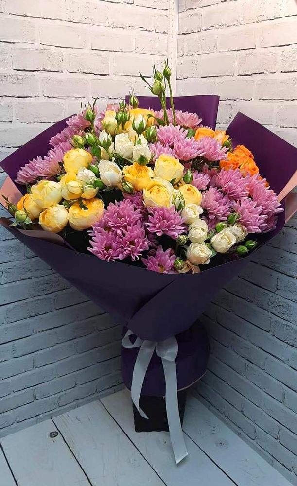 Букет цветов из: Хризантемы и Розы в Красном Сулине