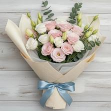 Букет цветов из:  Лизиантусы в Красном Сулине