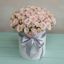 Цветочная композиция из Розы в шляпной коробке в Красном Сулине