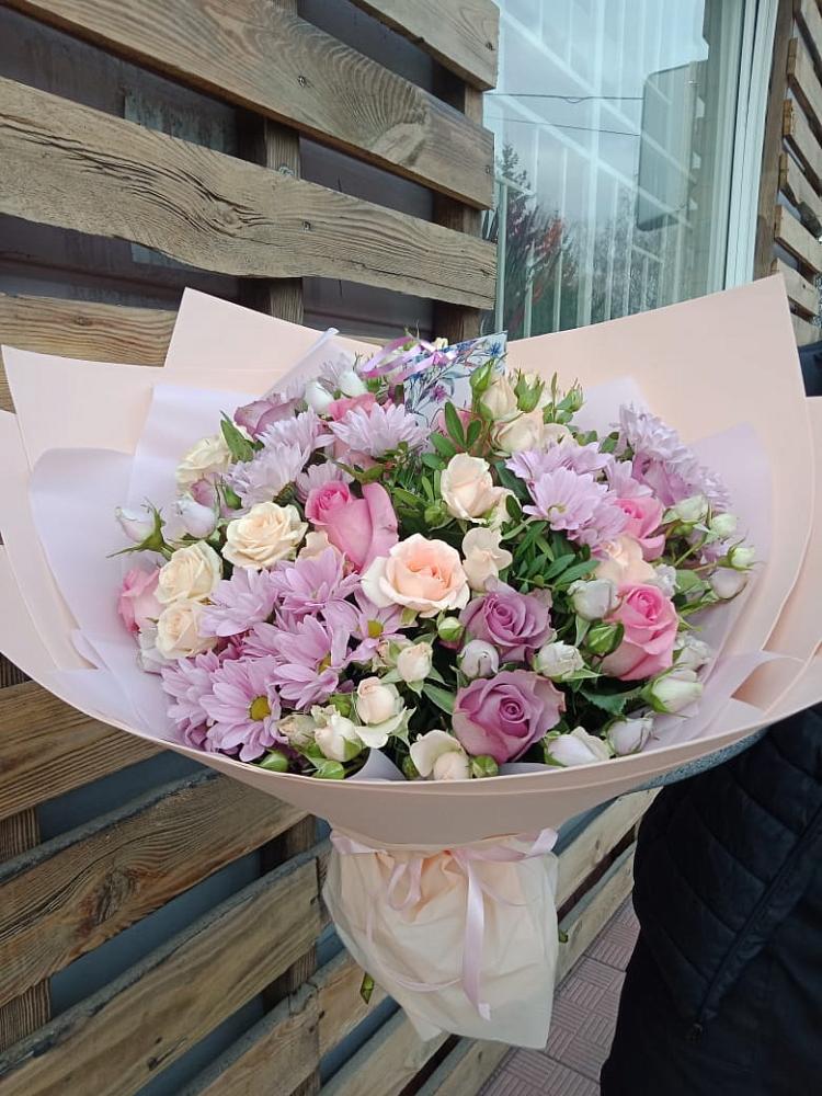 Букет цветов из: Розы и Хризантемы в Красном Сулине