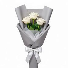 Букет 3 белые розы в Красном Сулине
