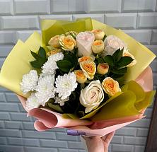 Букет цветов из:  Розы и Хризантемы #REPLACE_PRED# Красном Сулине