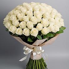 Букет 101 беля роза Белоснежка в Красном Сулине