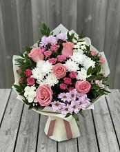Букет цветов из:  Альстромерии, Гвоздики, Розы и Хризантемы в Красном Сулине