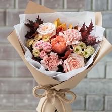 Букет цветов из:  Гвоздики, Хризантемы и Розы #REPLACE_PRED# Красном Сулине