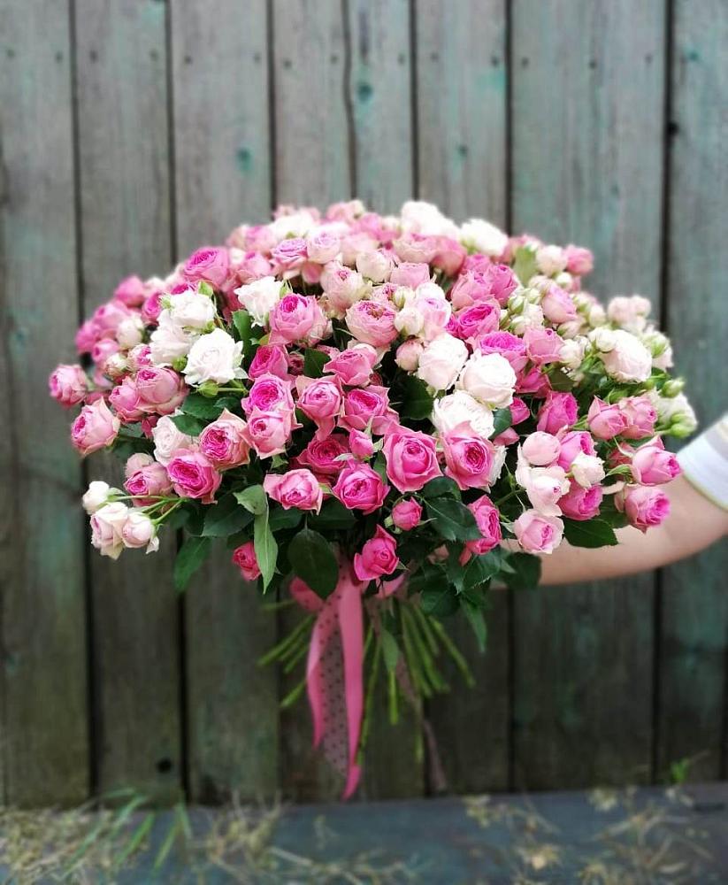 Букет Розовые кустовые розы Натали и Лав Лидия в Красном Сулине