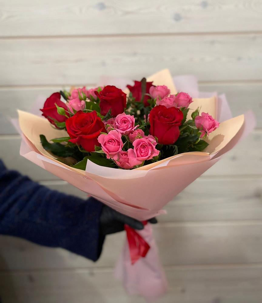 Букет цветов из: Розы в Красном Сулине