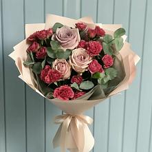Букет цветов из:  Гвоздики и Розы в Красном Сулине