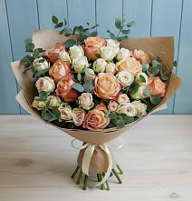 Букет цветов из:  Альстромерии и Розы в Красном Сулине