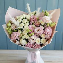 Букет цветов из:  Альстромерии и Розы в Красном Сулине